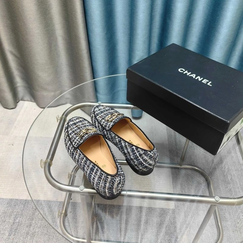 Chxnxl Leather Shoes Vibrant 123045