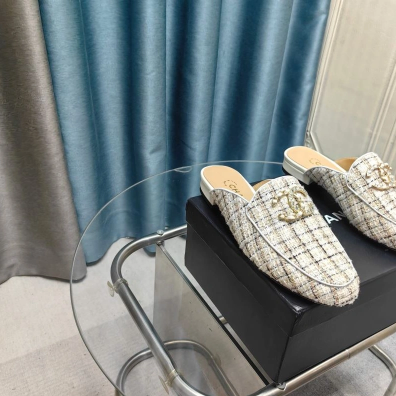 ModernLook Chxnxl Slippers 122633