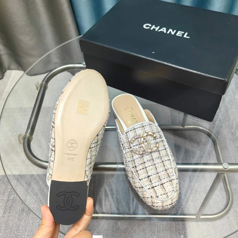 ModernLook Chxnxl Slippers 122633