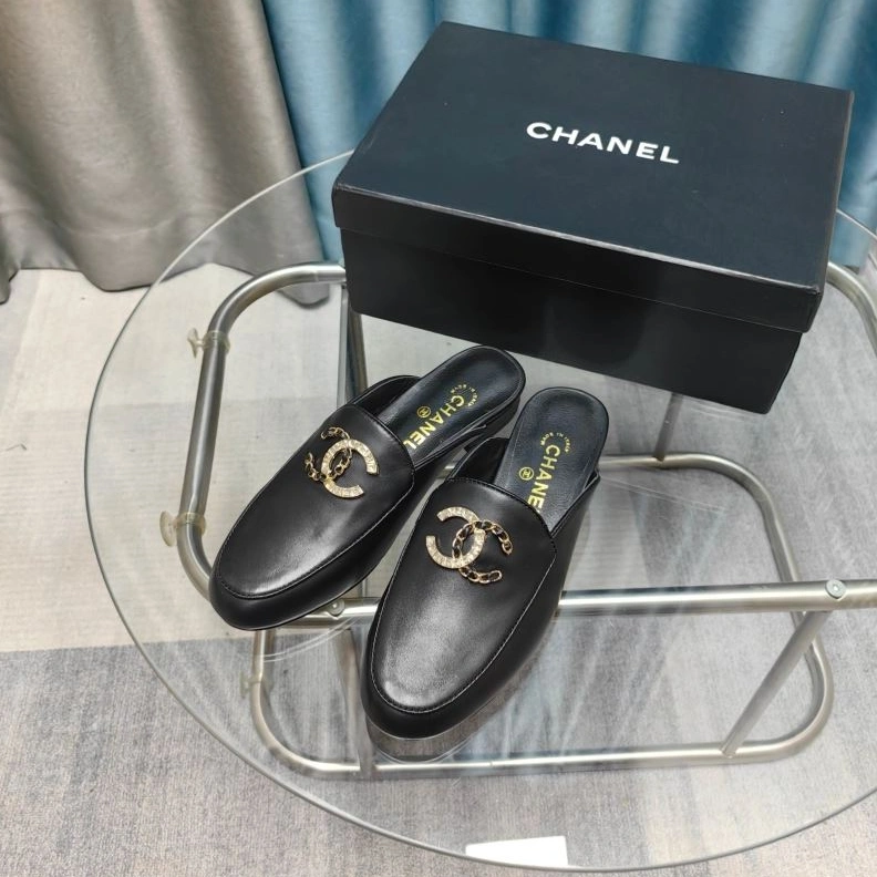 Efficient Chxnxl Slippers 122639