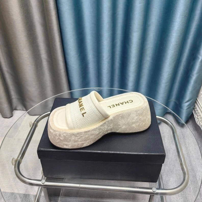 Chxnxl Slippers StreetReady 122650