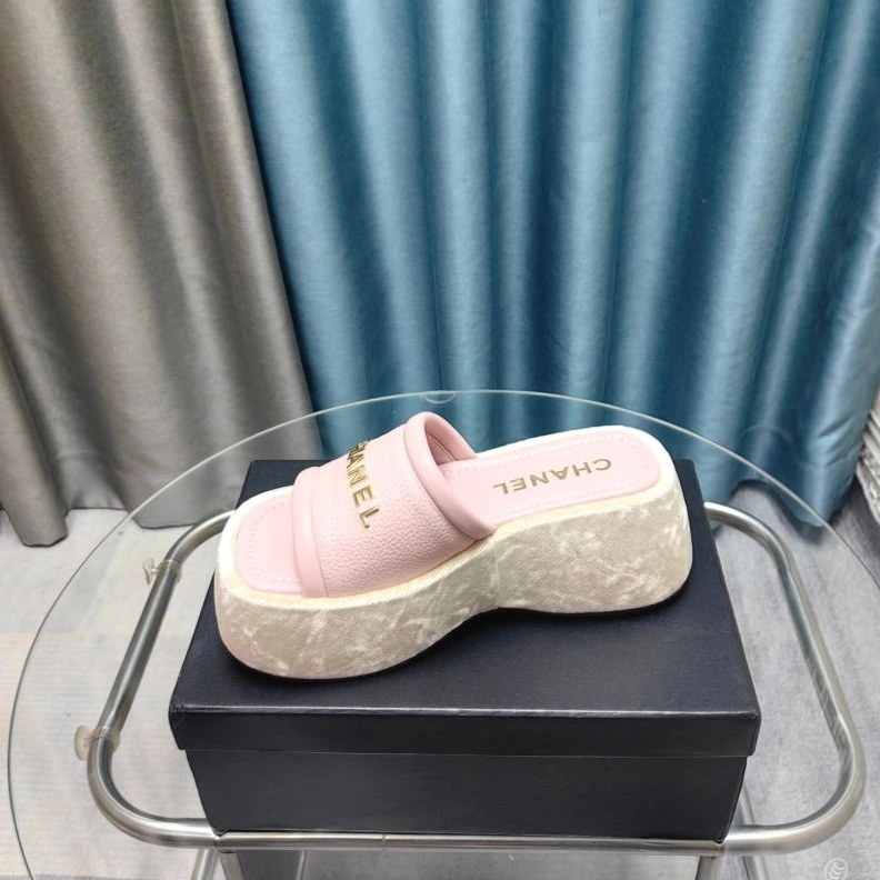 Efficient Chxnxl Slippers 122647
