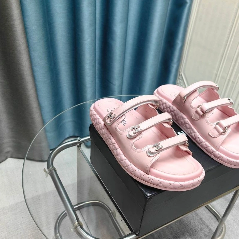 Bold Chxnxl Sandals 122978