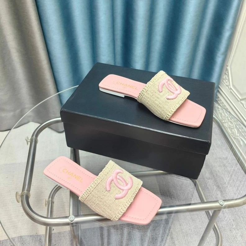 HighQuality Chxnxl Slippers 122636