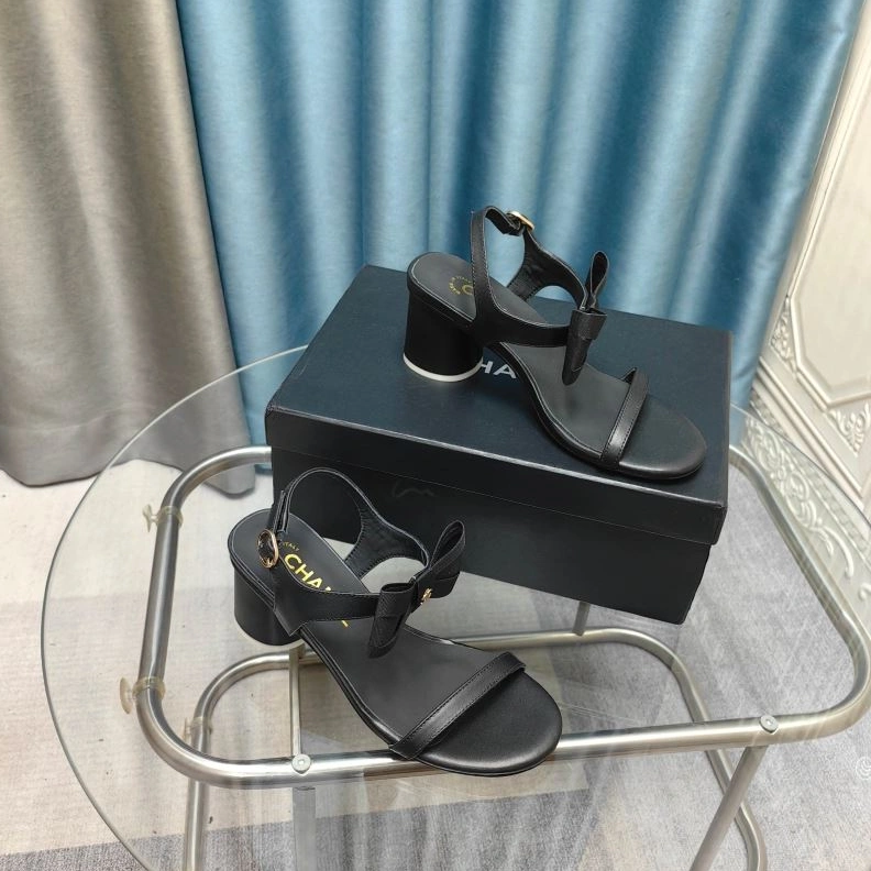 NewStyle Chxnxl Sandals 122966