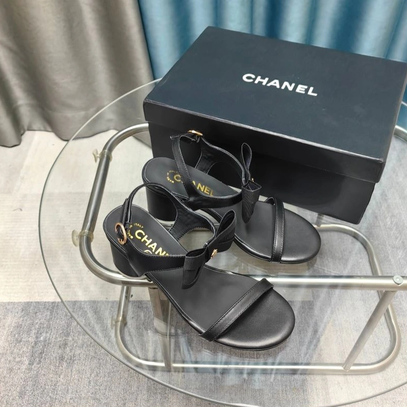NewStyle Chxnxl Sandals 122966