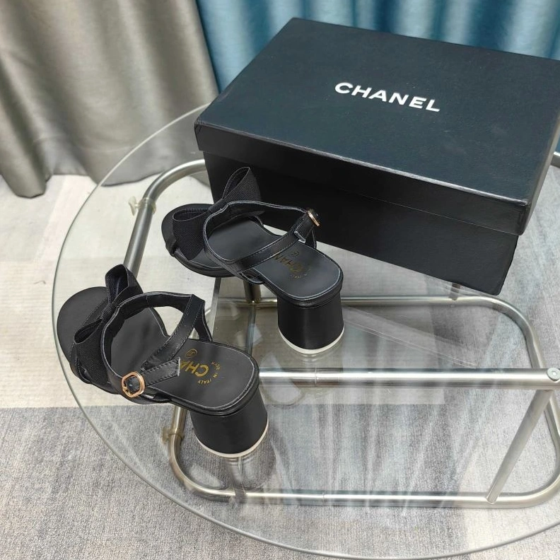 NewStyle Chxnxl Sandals 122966
