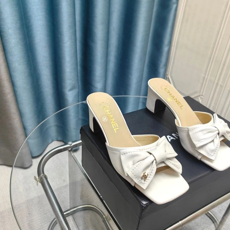 ModernLook Chxnxl Slippers 122637
