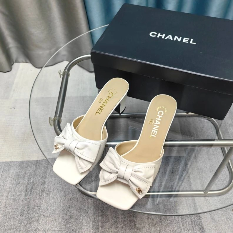 ModernLook Chxnxl Slippers 122637