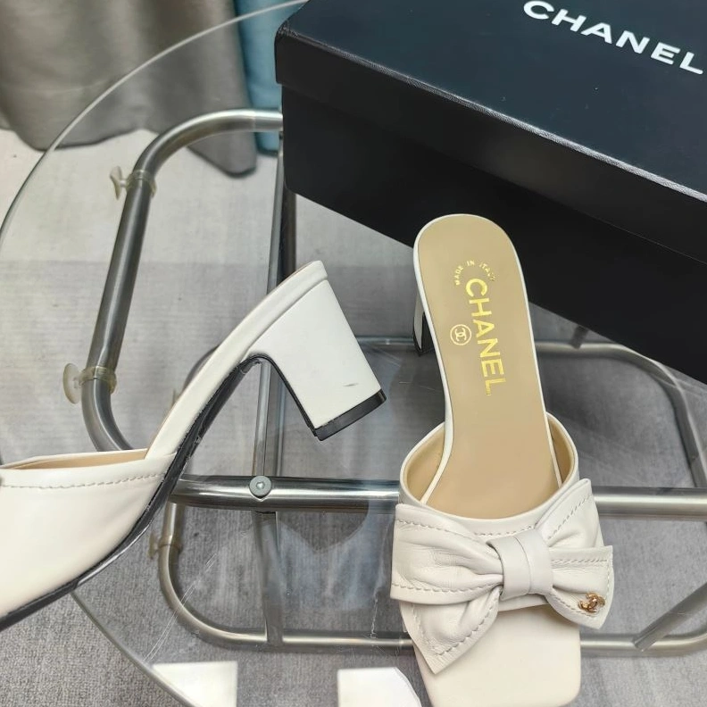 ModernLook Chxnxl Slippers 122637