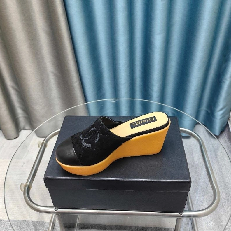Chxnxl Slippers GoAnywhere 122614