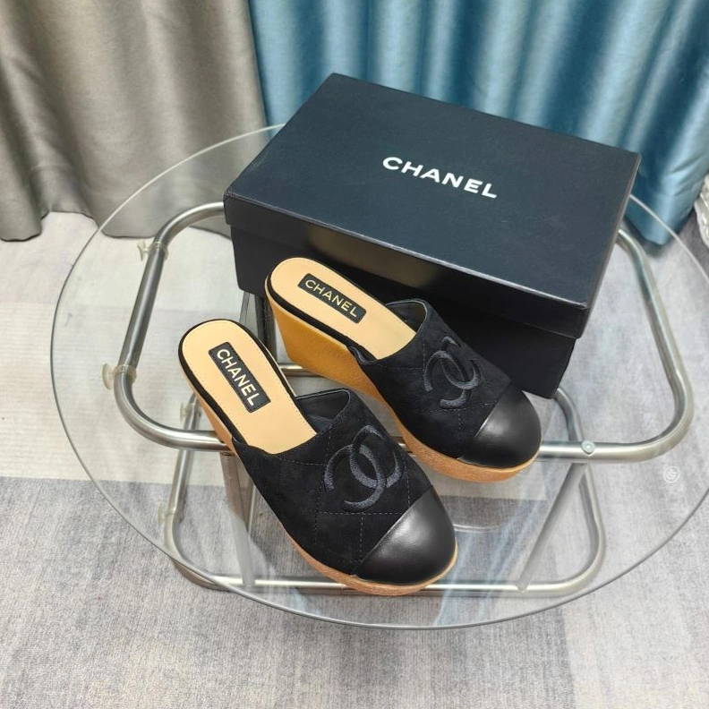 Chxnxl Slippers GoAnywhere 122614