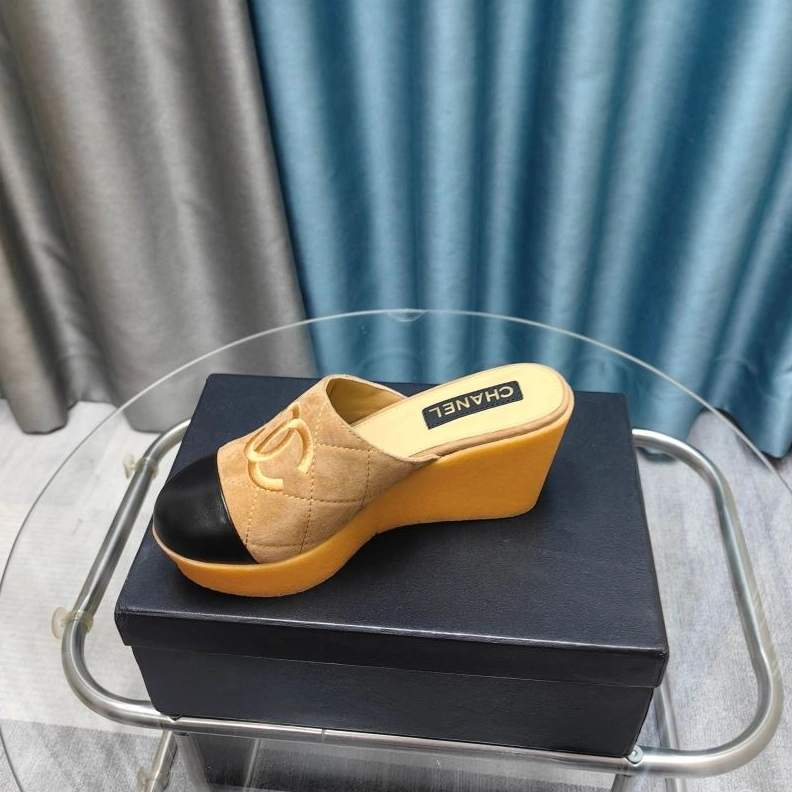 AllSeason Chxnxl Slippers 122613