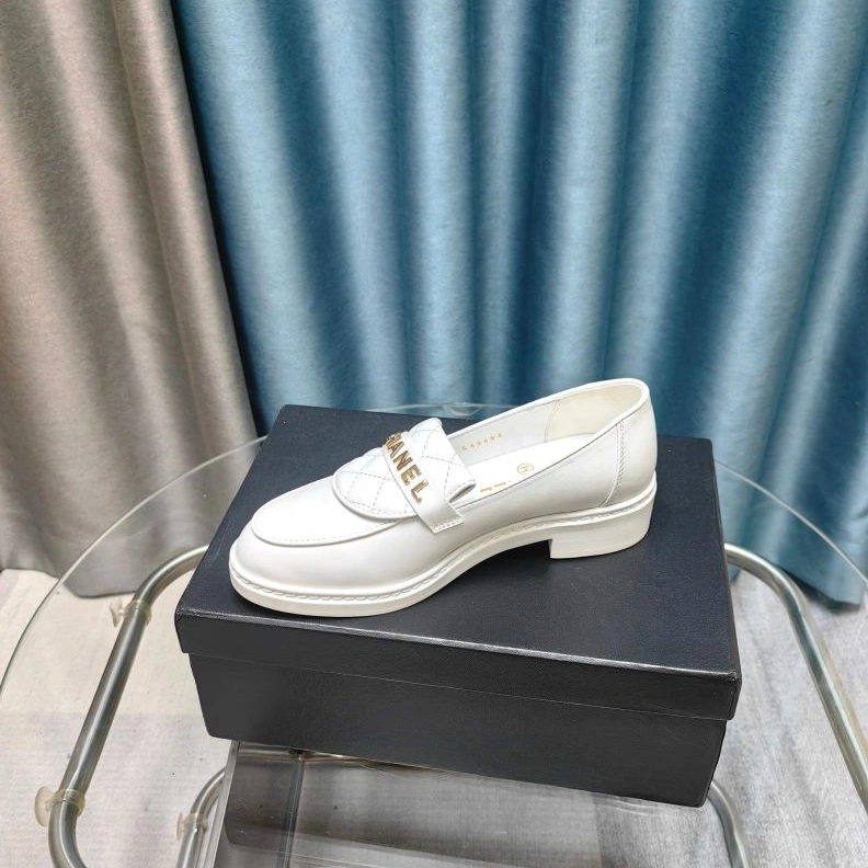 Flexible Chxnxl Leather Shoes 123029