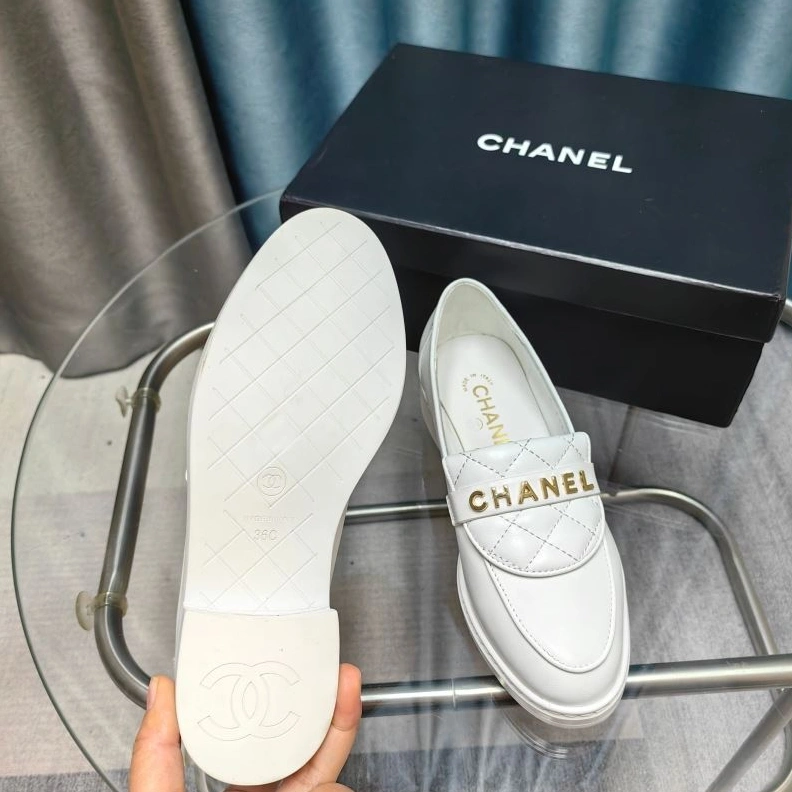 Flexible Chxnxl Leather Shoes 123029