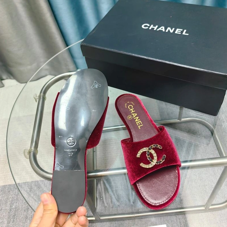StreetReady Chxnxl Slippers 122583