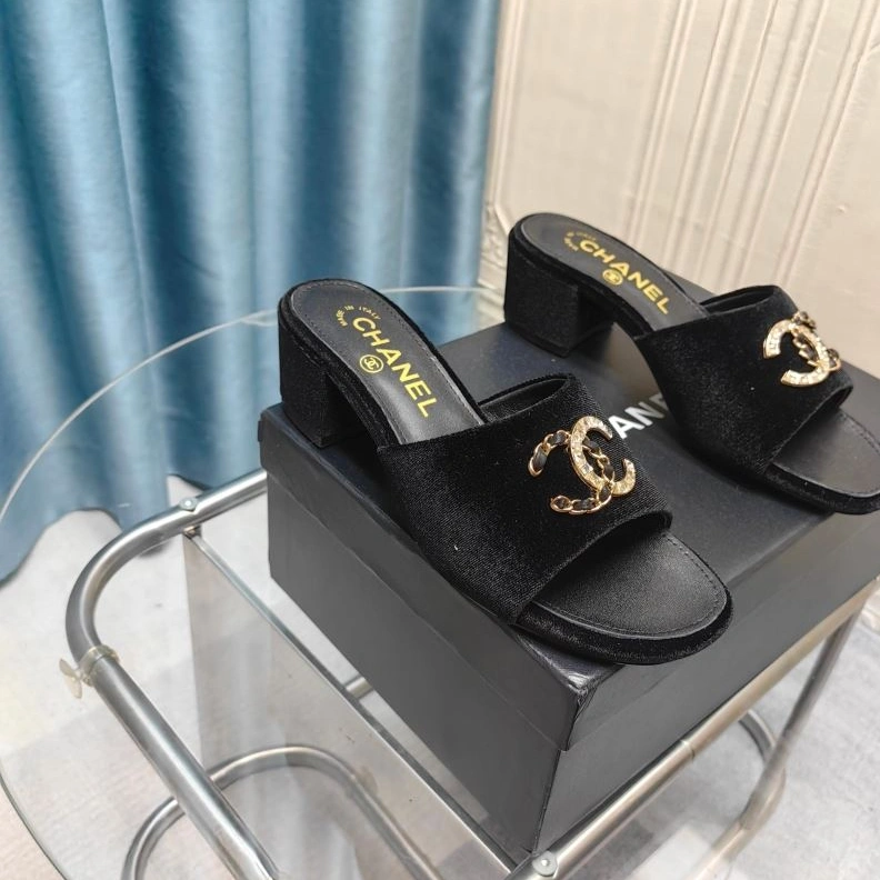 Chxnxl Slippers Sleek 122593