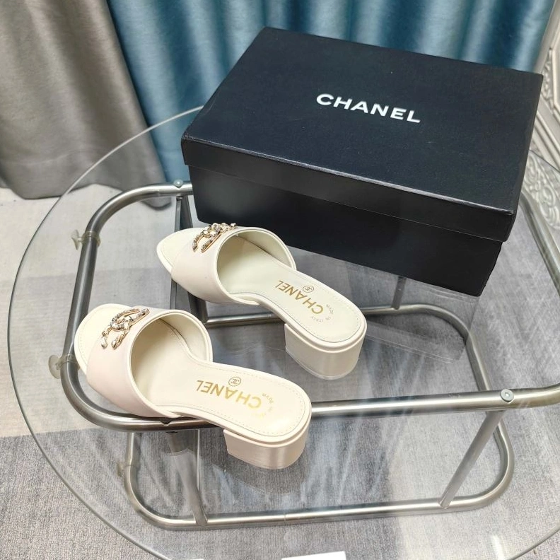 Soft Chxnxl Slippers 122587
