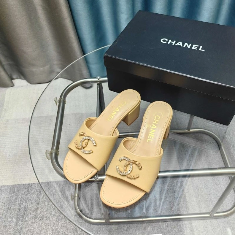 DailyWear Chxnxl Slippers 122584