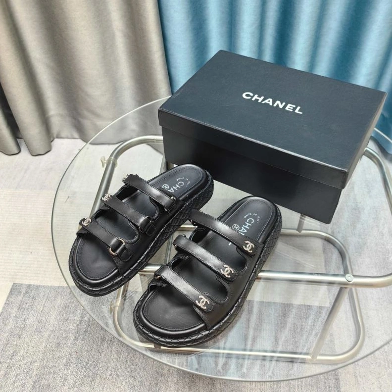 Fashionable Chxnxl Sandals 122954