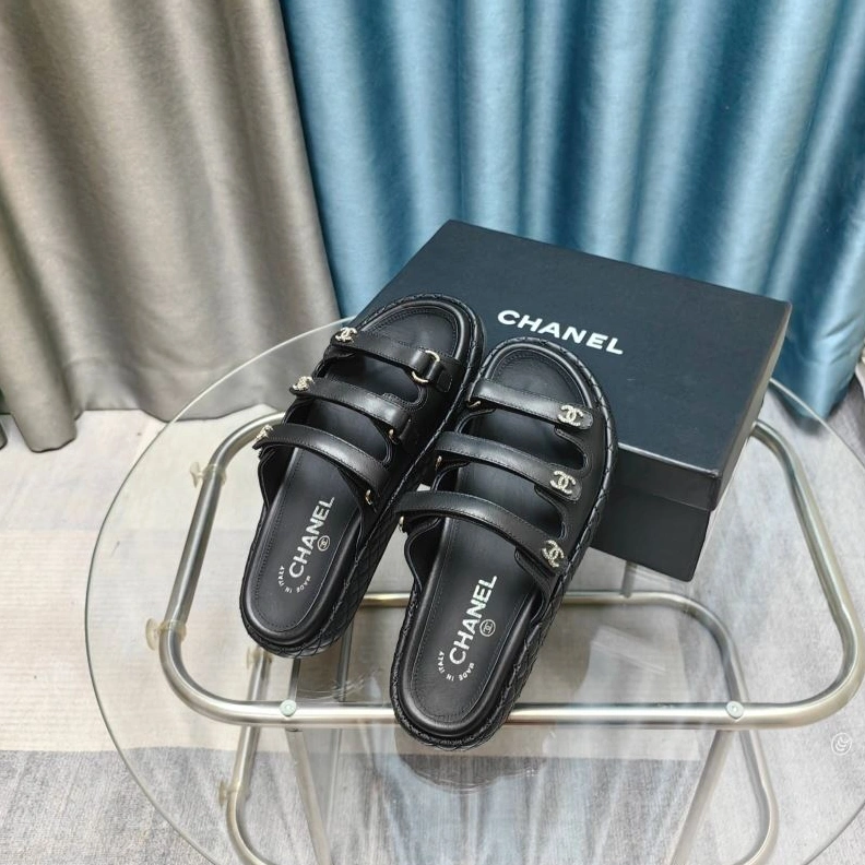 Fashionable Chxnxl Sandals 122954