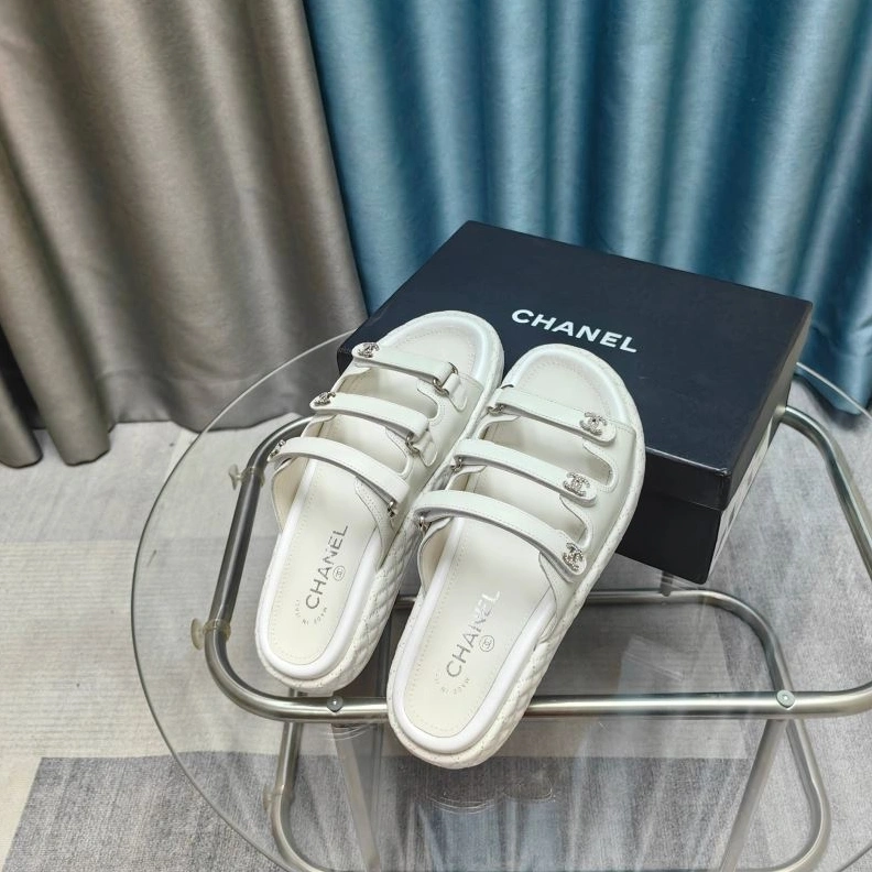 DailyWear Chxnxl Sandals 122952