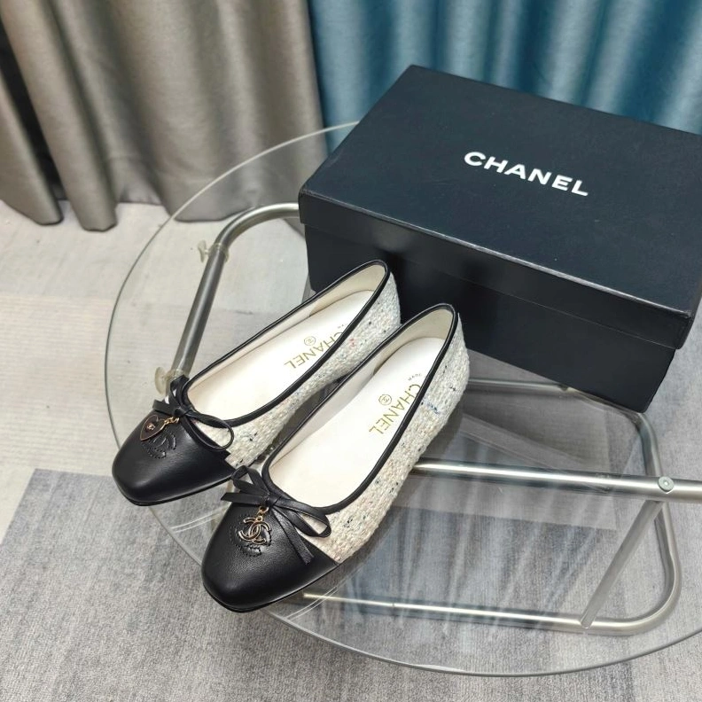 Functional Chxnxl Flat Shoes 123194