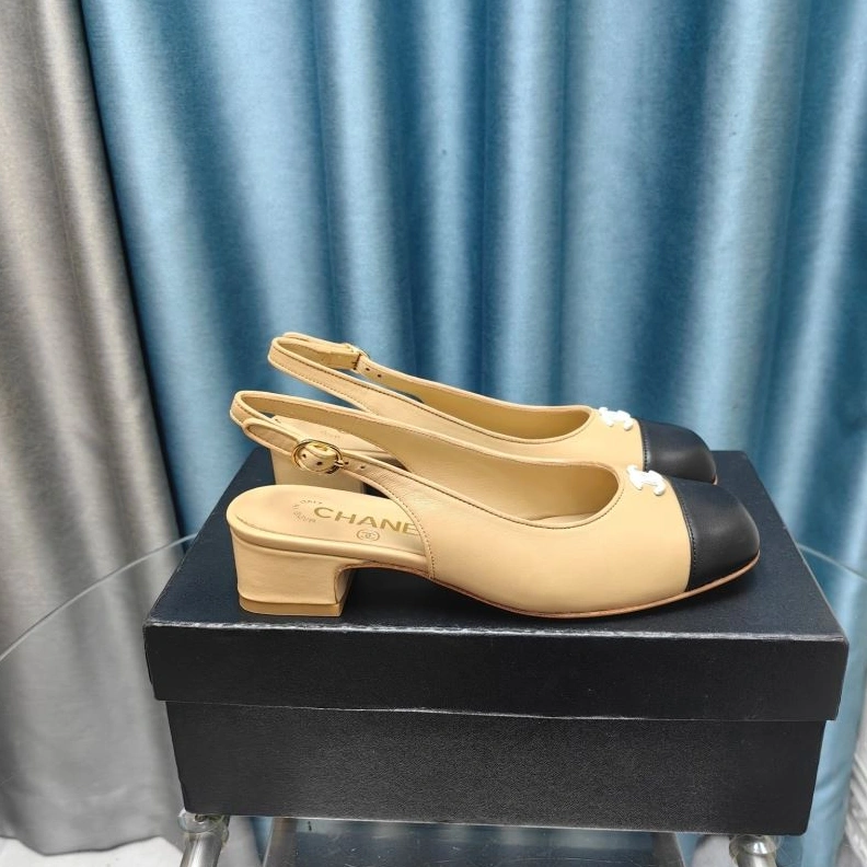 Reliable Chxnxl Sandals 122927