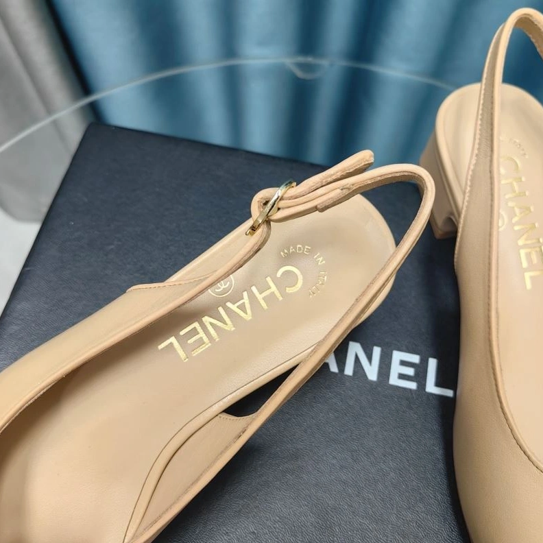 Reliable Chxnxl Sandals 122927