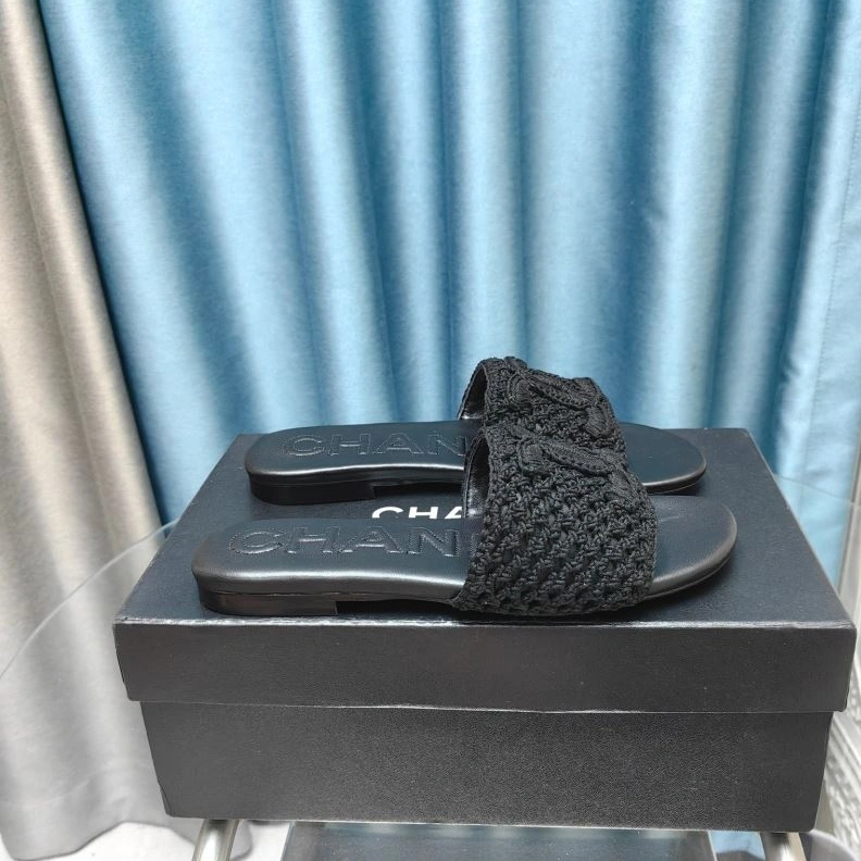 Chxnxl Slippers StreetReady 122599