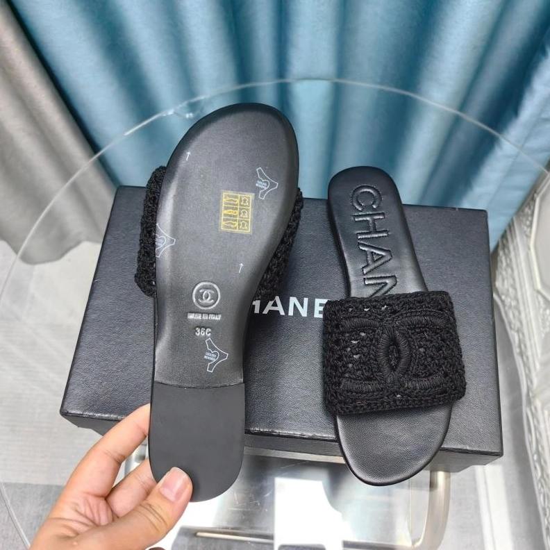 Chxnxl Slippers StreetReady 122599