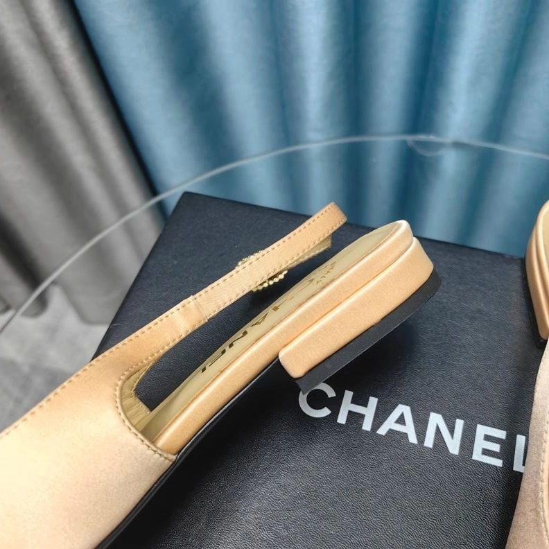 Chxnxl Sandals Bold 122929