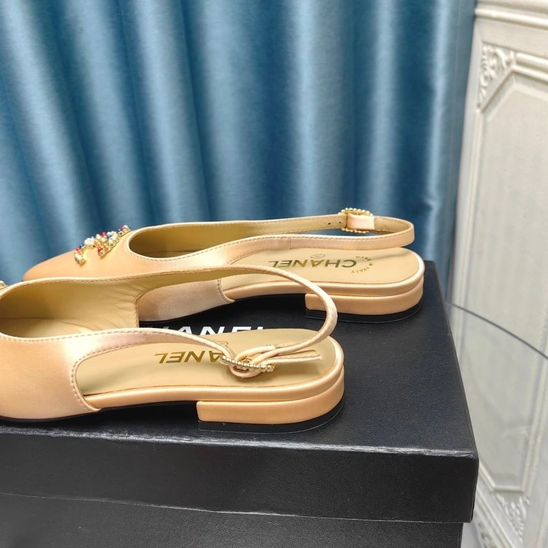 Chxnxl Sandals Bold 122929