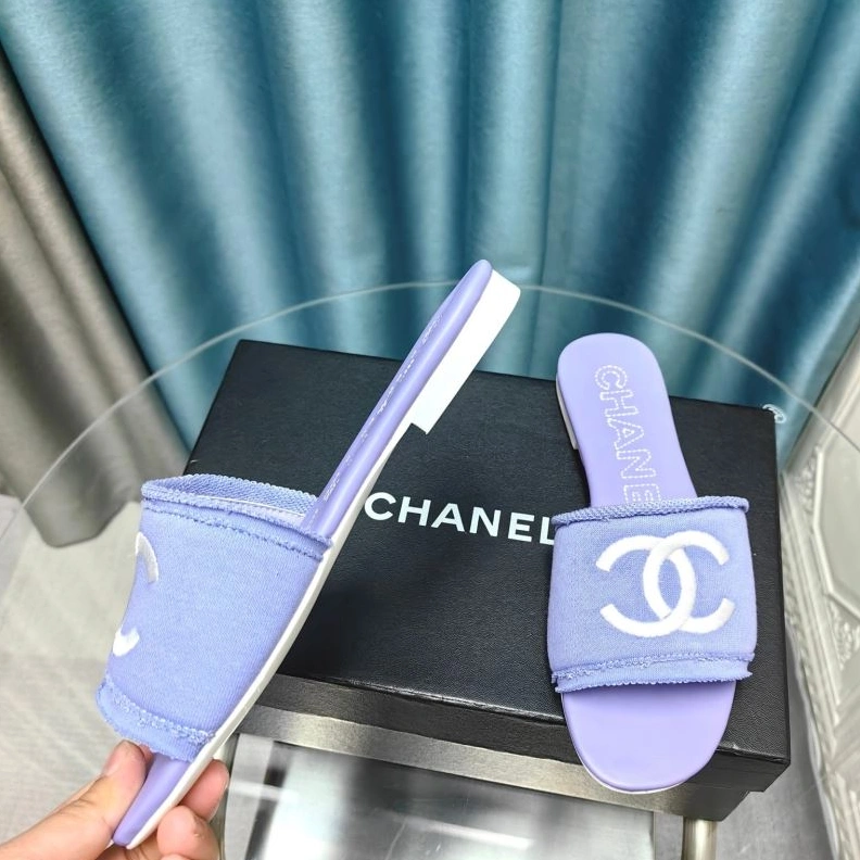 ModernLook Chxnxl Slippers 122569