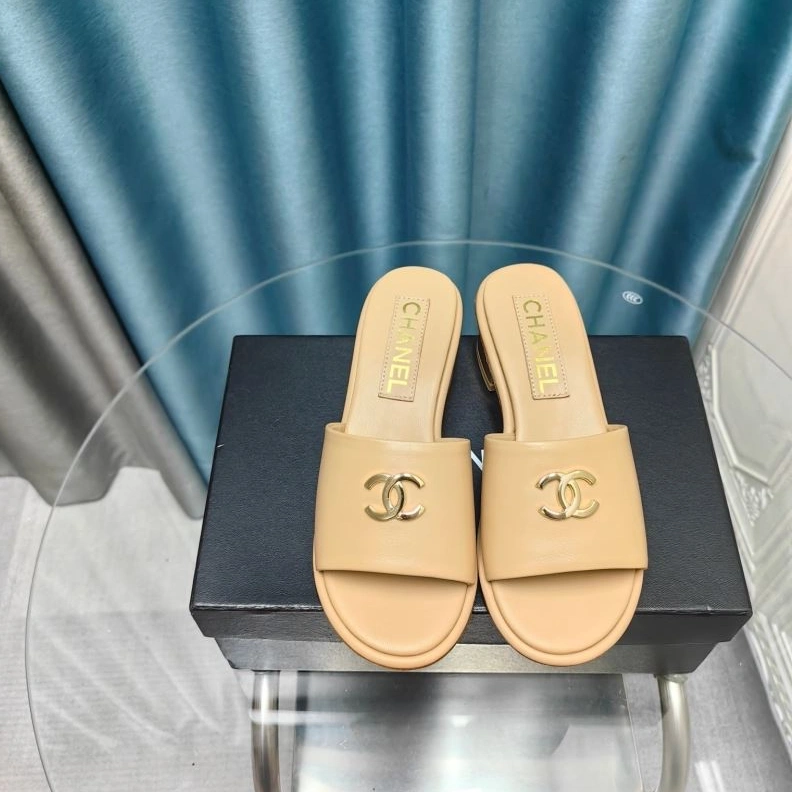 DailyWear Chxnxl Slippers 122566