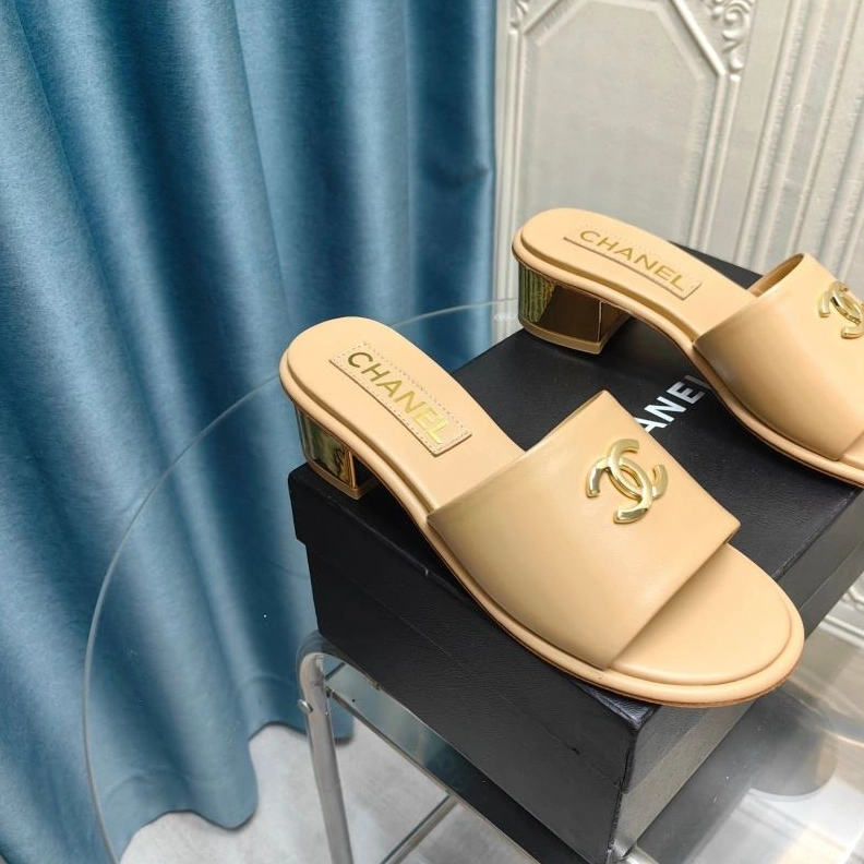 DailyWear Chxnxl Slippers 122566