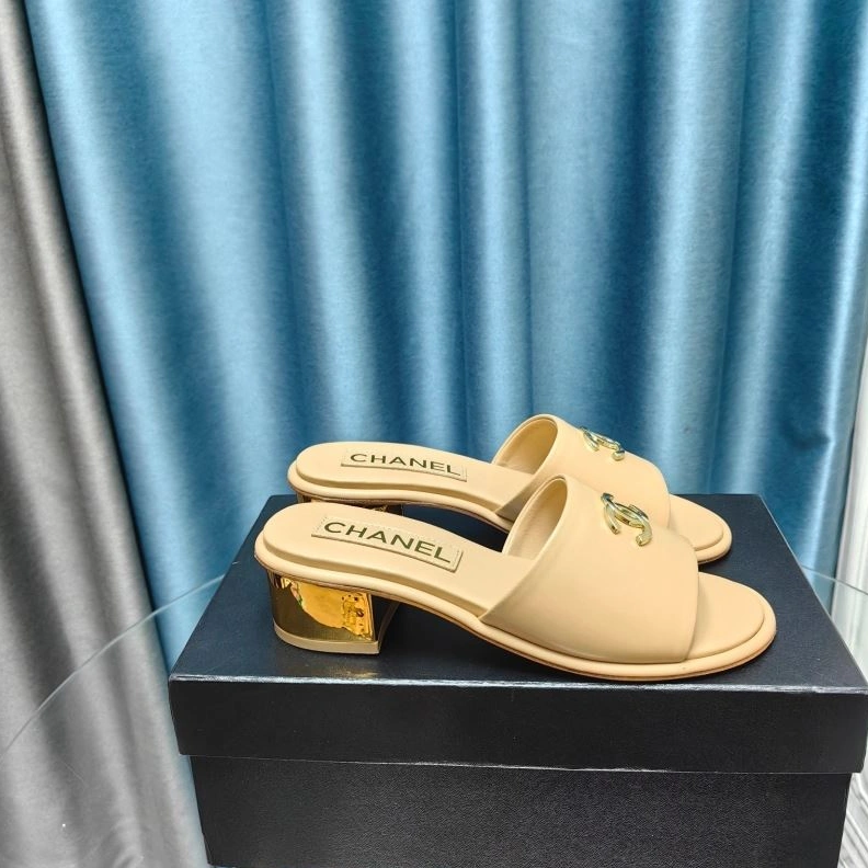 DailyWear Chxnxl Slippers 122566