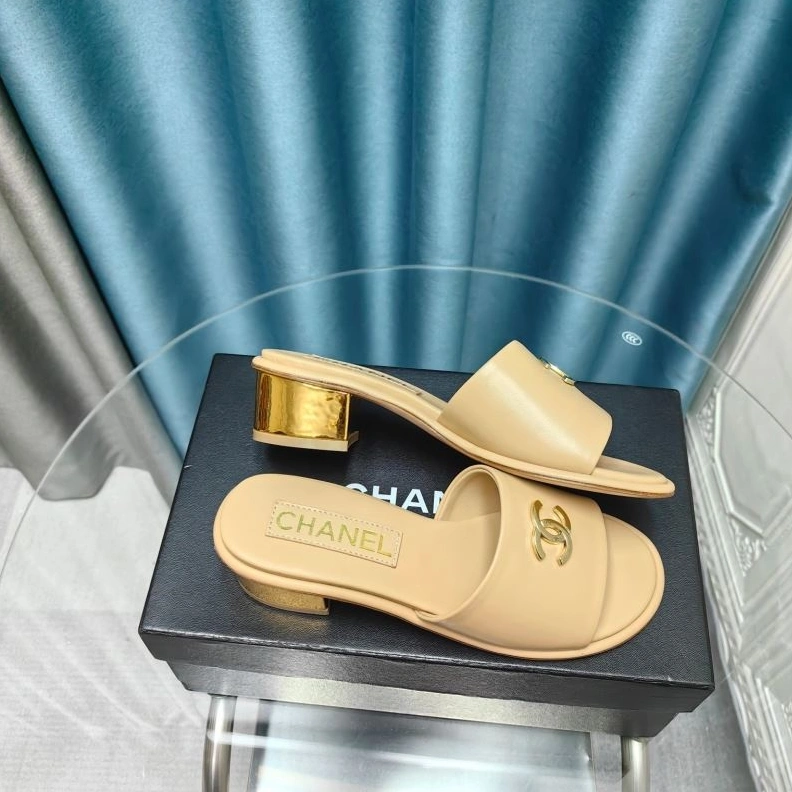 DailyWear Chxnxl Slippers 122566