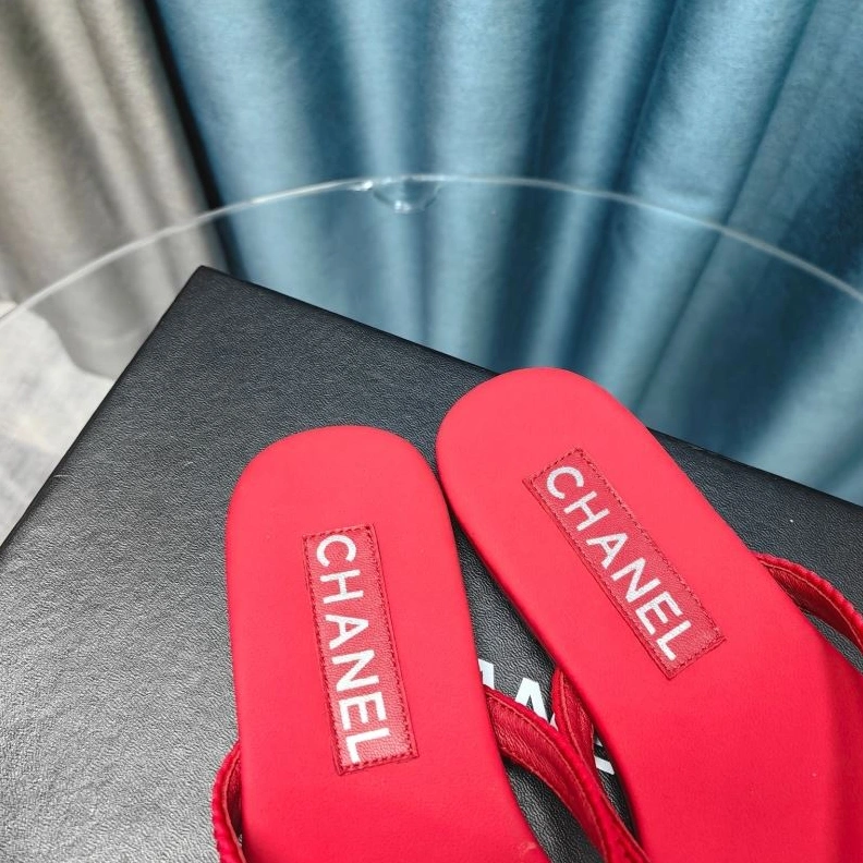 Functional Chxnxl Slippers 122563