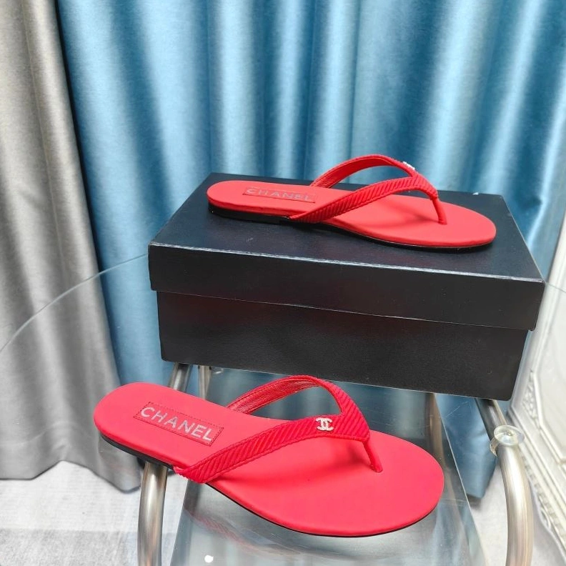 Functional Chxnxl Slippers 122563