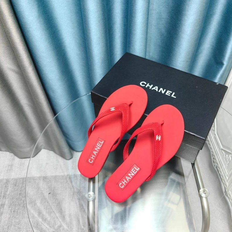 Functional Chxnxl Slippers 122563