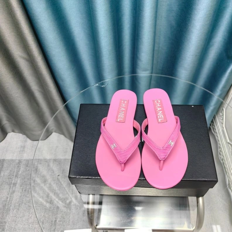 Cozy Chxnxl Slippers 122562