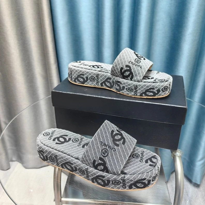 Chxnxl Slippers StreetReady 122552