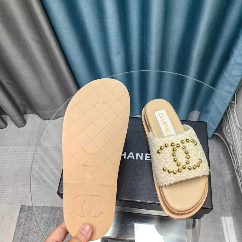 SportInspired Chxnxl Slippers 122536