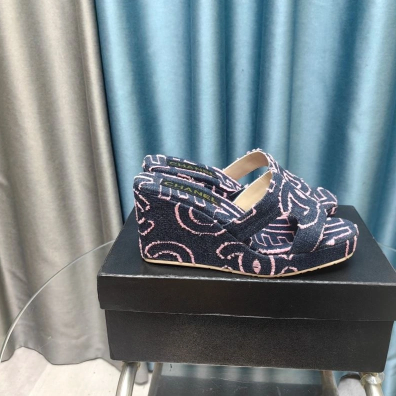 Chxnxl Slippers GoAnywhere 122546