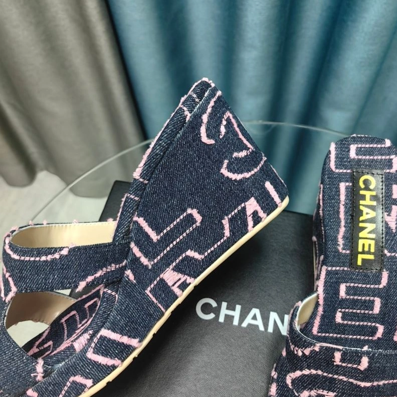 Chxnxl Slippers GoAnywhere 122546