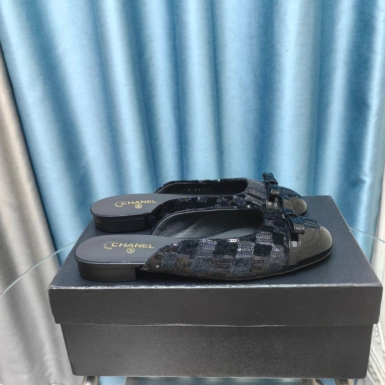 Elegant Chxnxl Slippers 122540