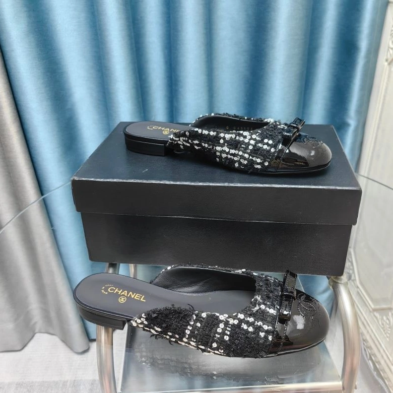 SportInspired Chxnxl Slippers 122544