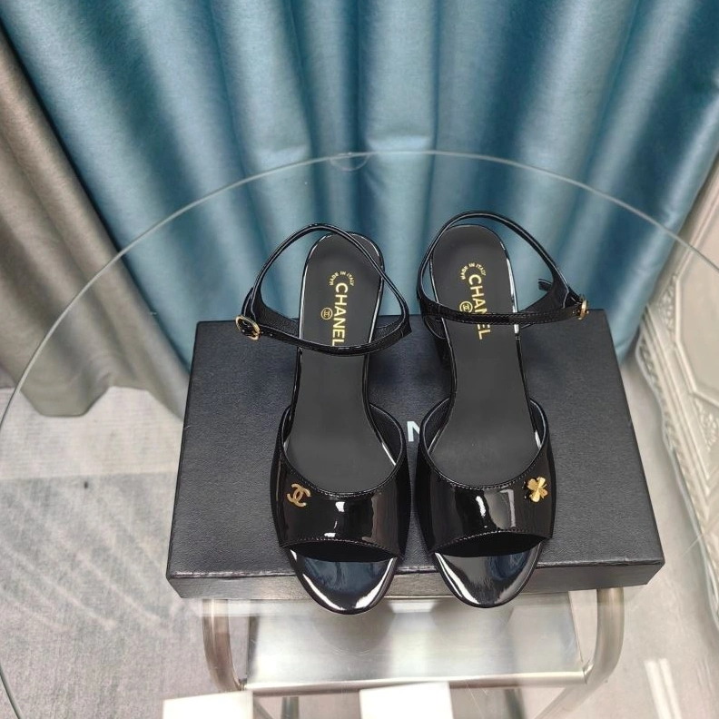 Breathable Chxnxl Sandals 122921