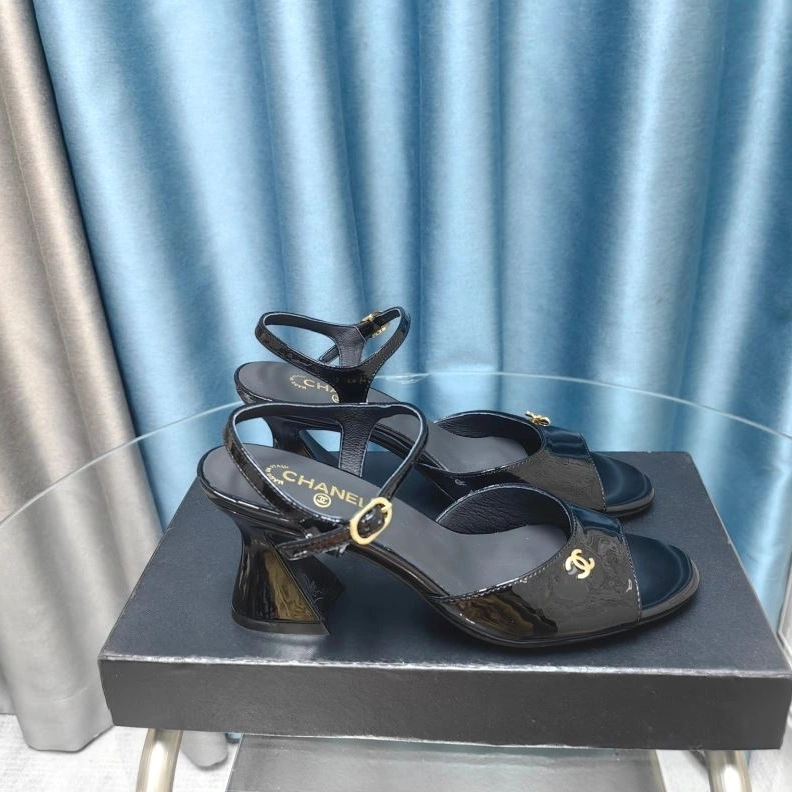 Breathable Chxnxl Sandals 122921